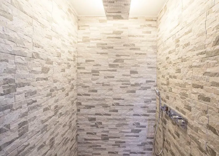 Ehrenbachhohe On Of The Mountain Готель